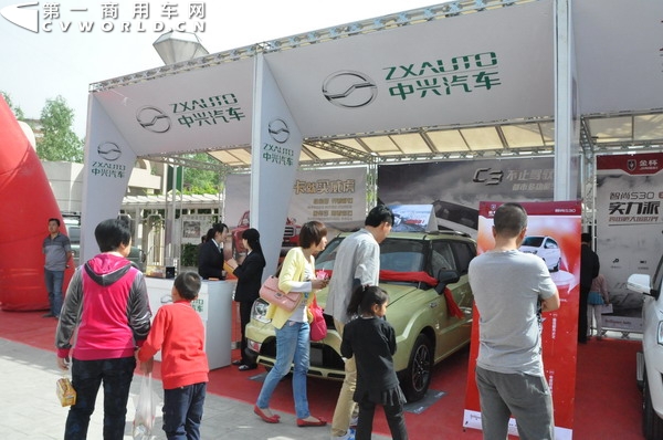 ���dչλ���˚�ܸ�