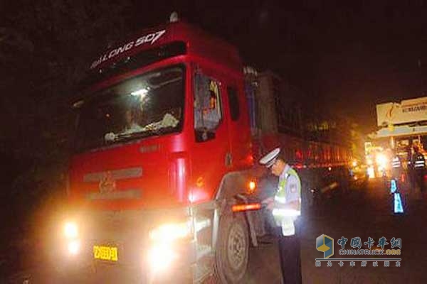 ��Ƚ��� �E���h��������\��