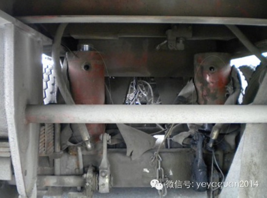 ���bؓ�d�D�ƹ���&nbsp;Һ���b��͵���^·�M