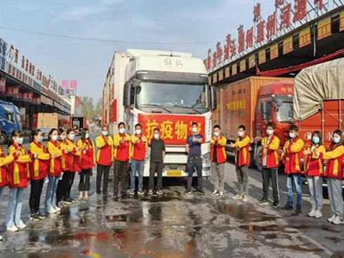 �����������  ���ۅR�ɆT����l(xi��ng)��ٛ(z��ng)�������Y