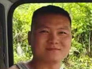 �E�V5�����F��ԭɽ·�ϵ��¸�܇