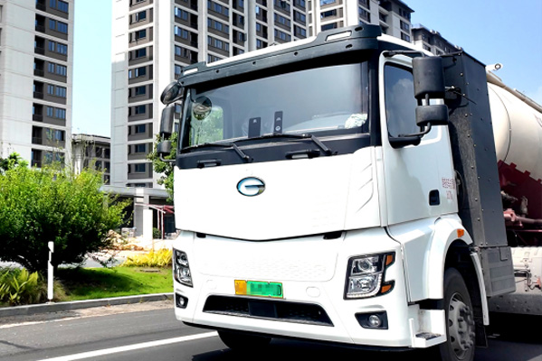 ����܇֮�ѣ��x��V���I(l��ng)������Դ �_(t��i)������&ldquo;�ϱ�&rdquo;ʮ܇��ʡ20�f����D��2104.jpg