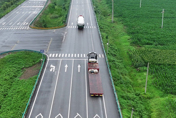 κ��������ʿ���Ԅ�(d��ng)��+Һ�� ��ꃸ���&ldquo;���²��Z�����²���&rdquo;��818��1610.jpg