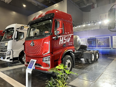 �ٹ���ʡ��2�������H5V��(chu��ng)����LNG����܇������(chu��ng)���o�n