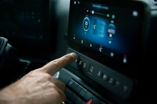 �D2. ÷ِ��˹-���YArocs 8x8������ʽ��ý�w�{�œ.jpg