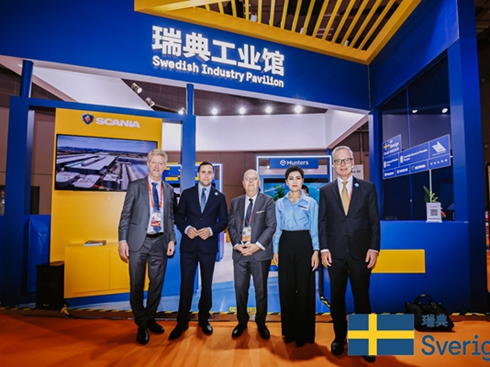 �ٴ������M������˹���၆�l(f��)����޹��S�����Mչ