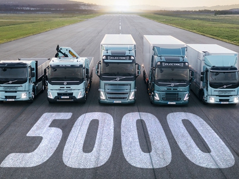 ��̱�ʽͻ�ƣ��֠���늄ӿ�܇ȫ�򽻸�ͻ��5000�v