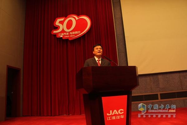 ������܇�����L(zh��ng)���M(j��n)