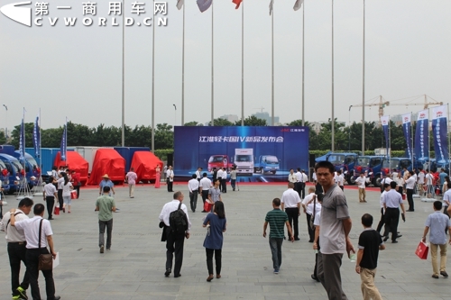 12���������V������ן������������p��������Ʒչʾ�F(xi��n)�����^���e���Ժܶ�