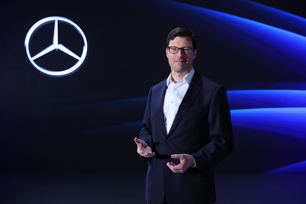 ���������ķ����܇���޹�˾���ü���ϯ��(zh��)�й���÷ِ��˹-���Y�I(y��)��ؓ(f��)؟(z��)���x��²�ʿ��Dr. Holger Scherr��.