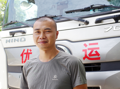 ����(m��ng)�V����Ұ700�����d����K����