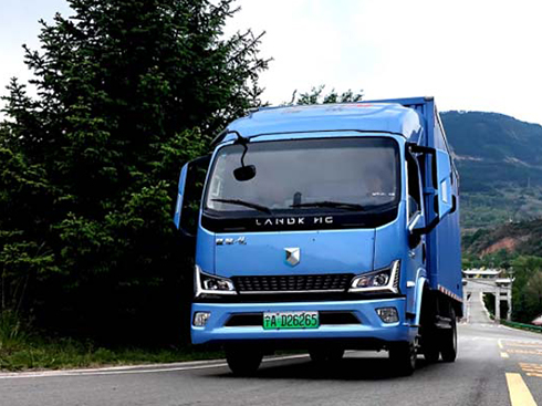 �Ԍ����������U �H���{�漃����d�����Pɽ�O������(zh��n)�u�y