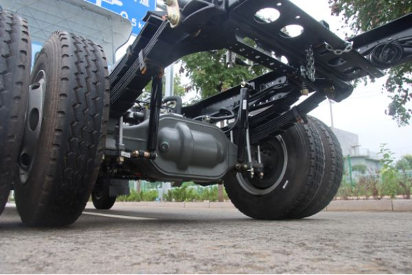 �m(x��)��400km+ ���ֽy(t��ng)������p���L;�o�n(�޸ģ�926.jpg