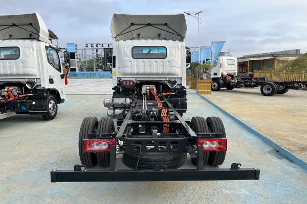 ����܇֮�ѡ���(qi��ng)��(d��ng)�� �߳��d �W����{(l��n)EL-plusɽ�^(q��)��v��ɽҰ1230.jpg