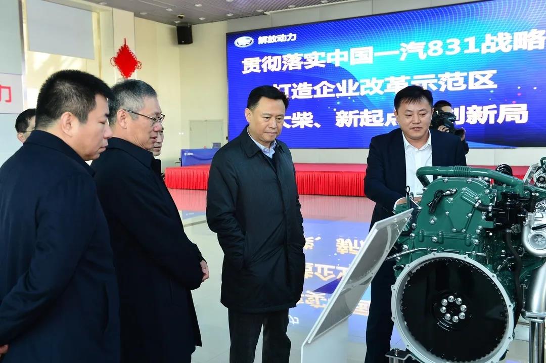 һ�������L(zh��ng)�hί��ӛ����ƽ����һ����Ŵ�񹤏S�{(di��o)��