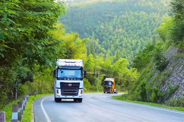 ����ِ�ČW(xu��)��Ȧ�����A�����R��܇�ʹ�����ô�l(f��)�P(y��ng)���W(xu��)