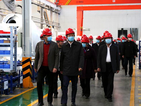 �P�������װ����I(l��ng)��(d��o)�^Ħ�м�ͨ�A��(sh��)�ֻ���܇���S