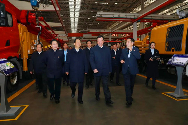 ��Ӣ�۵ĺ��������¾��������h������F(tu��n)������һ