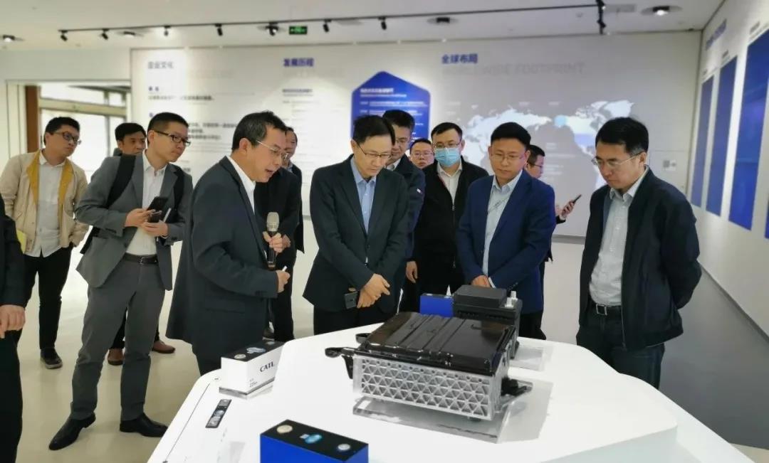 �Ƽ������ȸ����L�W�R���r���{(di��o)��