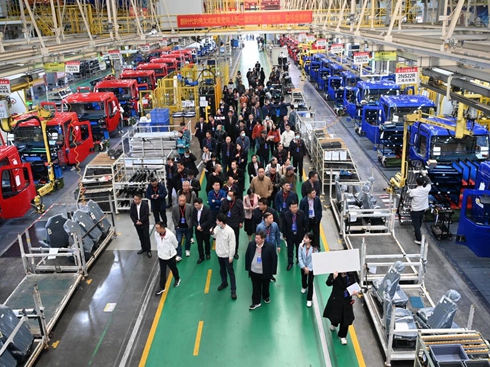 ���S�ټ�ý�w���L�����س�������Դ�����ܴa