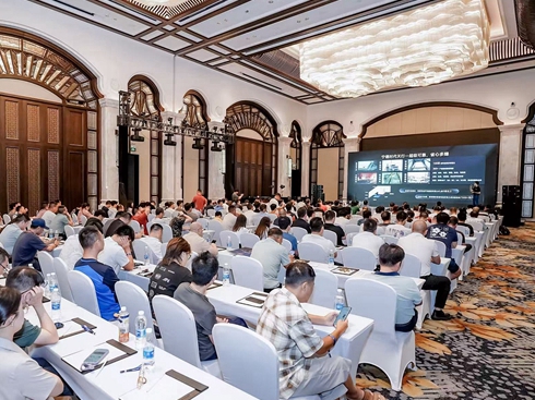 ���r(sh��)���V���k���g(sh��)�����(hu��)��200��˾�C(j��)�W(xu��)��(hu��)���x늳ء�